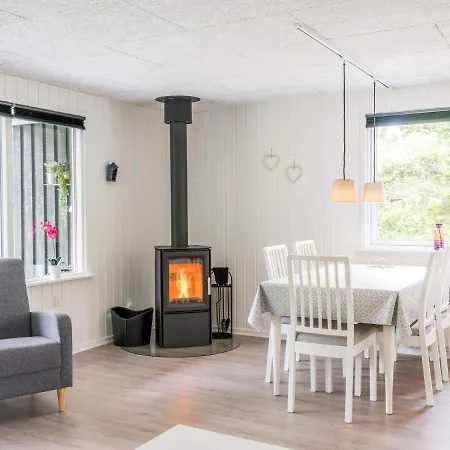 Vakantiehuis Holiday Cviii *